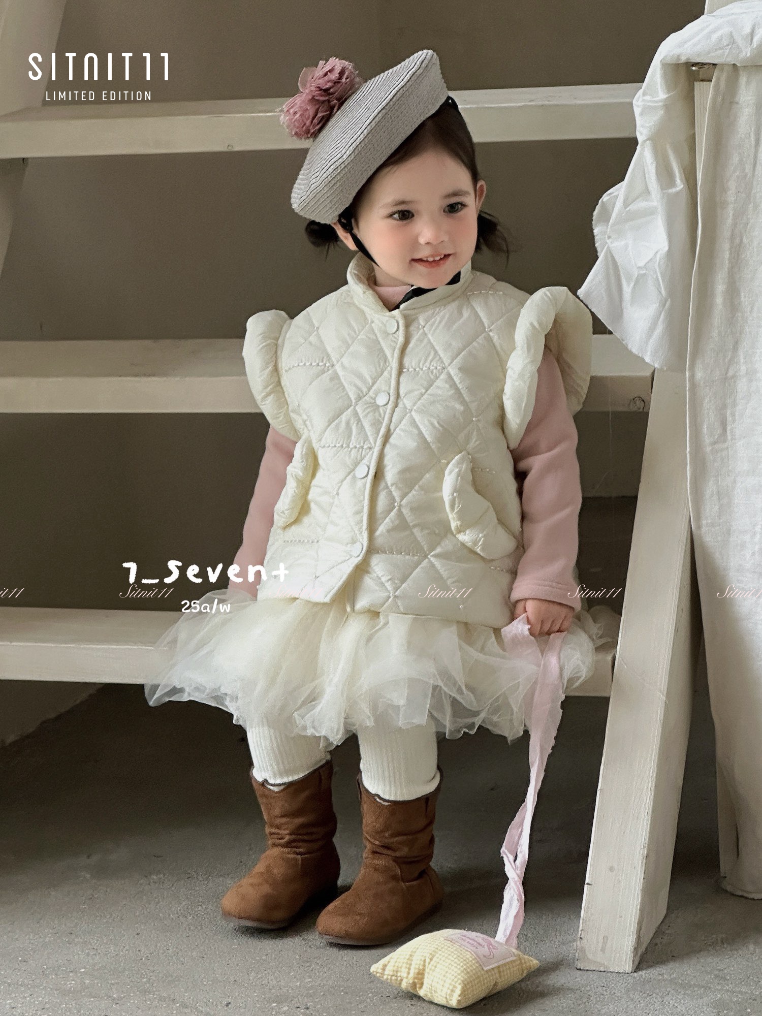 Set Áo khoác Gile lông vũ + Softly tutu Dresses 7-seven
