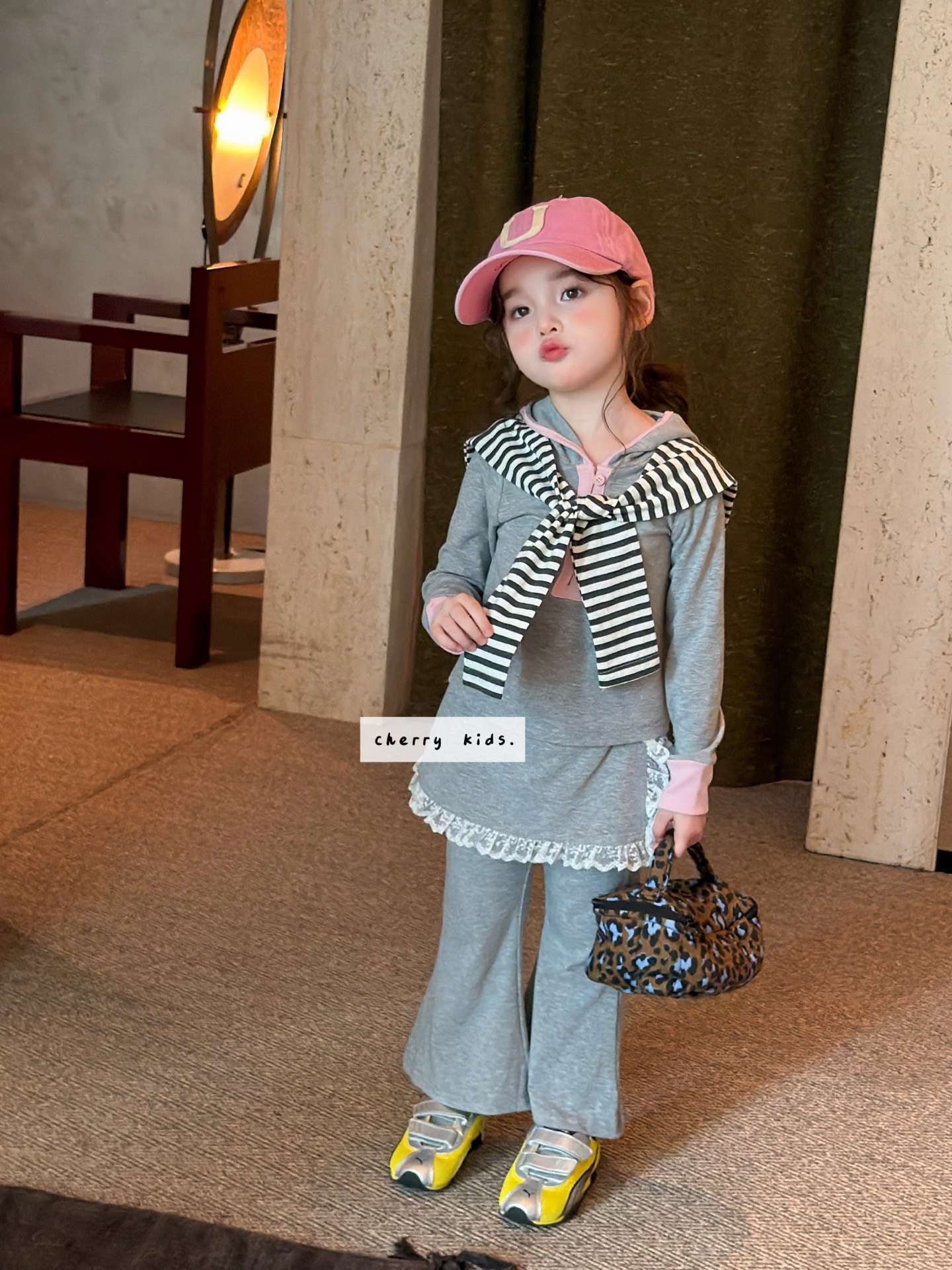Cherry Kids - Set xám yếm viền ren 7773