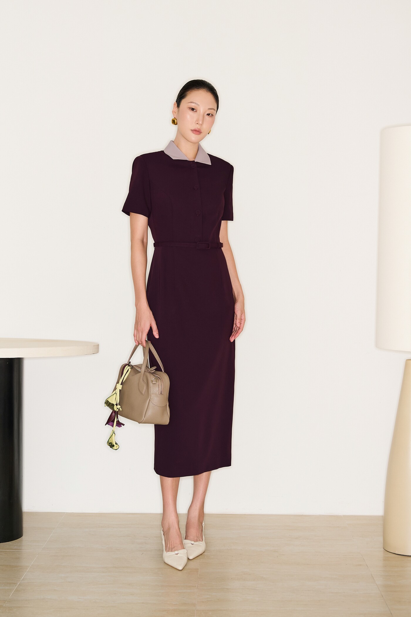 Contrast collar dress in deep purple