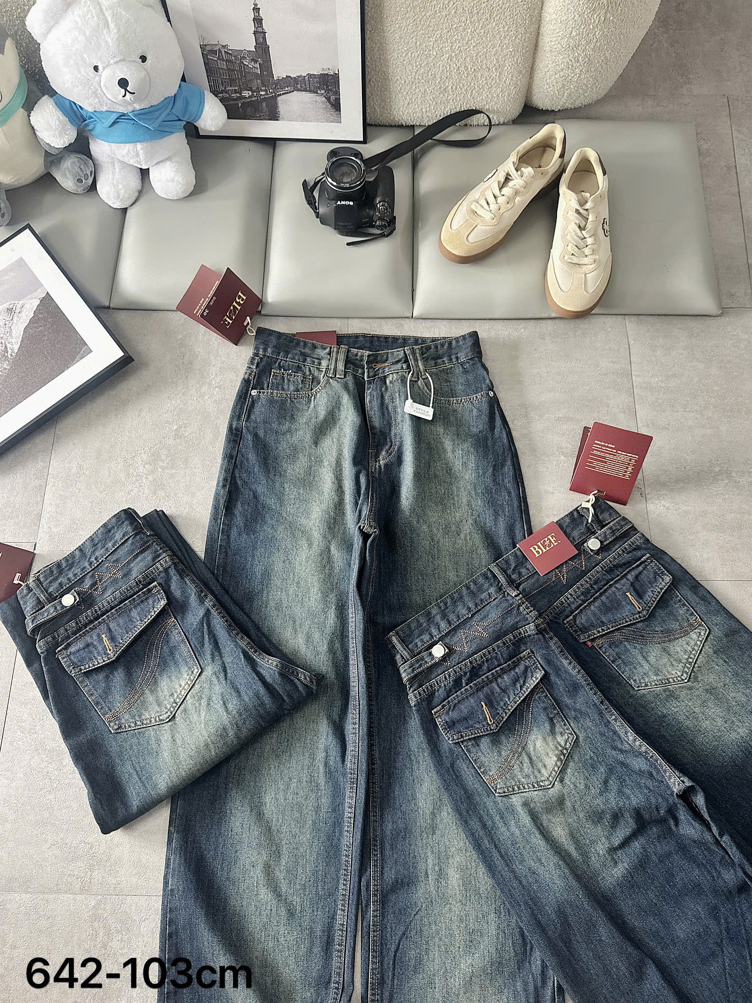 Quần jean T-QJ642i - chi tiết thêu