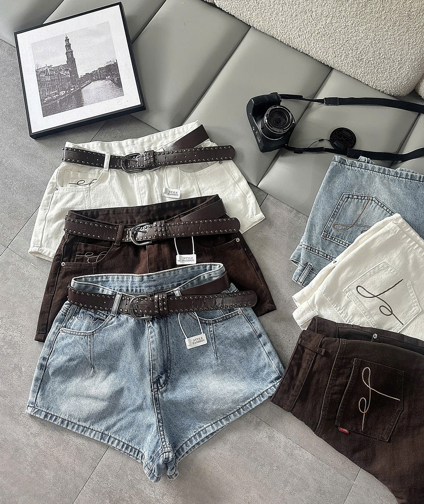 Các màu short jean T-QSJ1328 được phối với thắt lưng trong ảnh