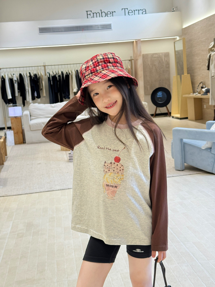 Áo thun raglan AMBB mèo dessert nâu
