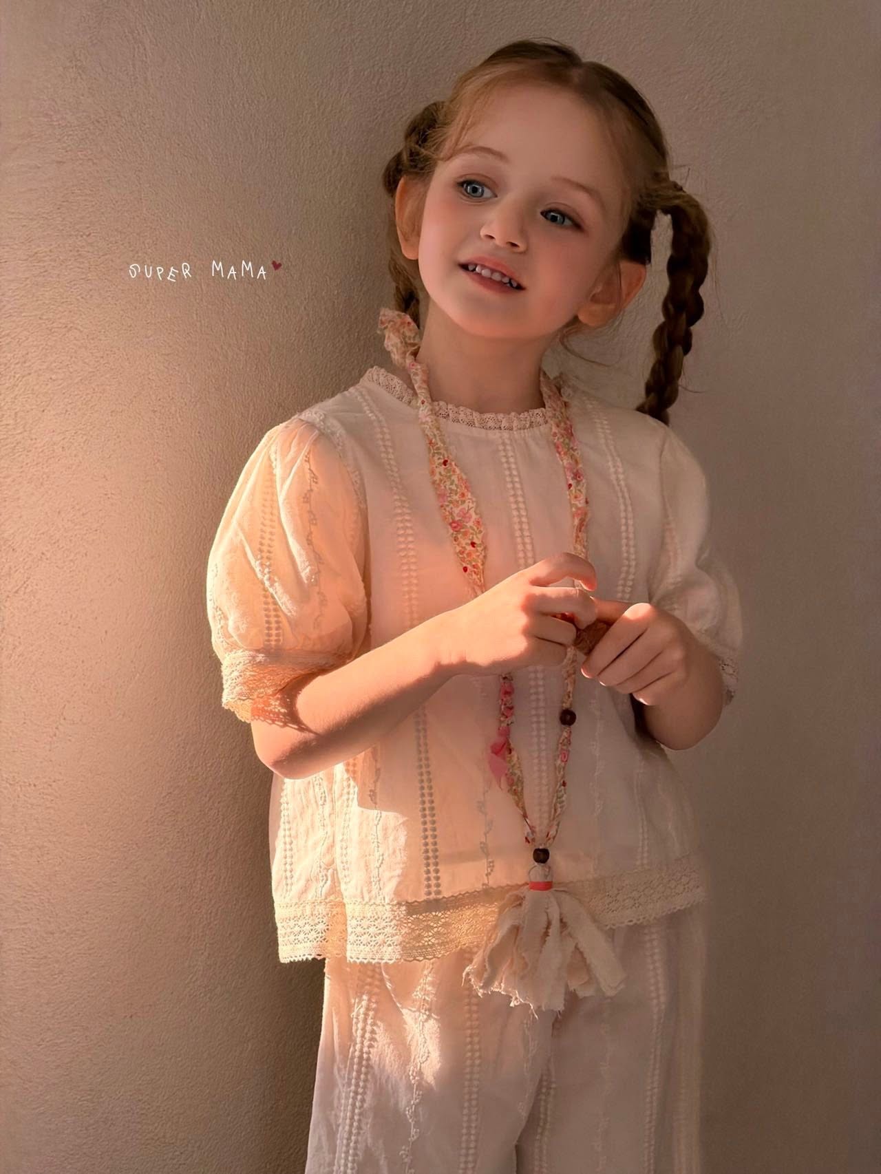 Set Super Mama cream lace