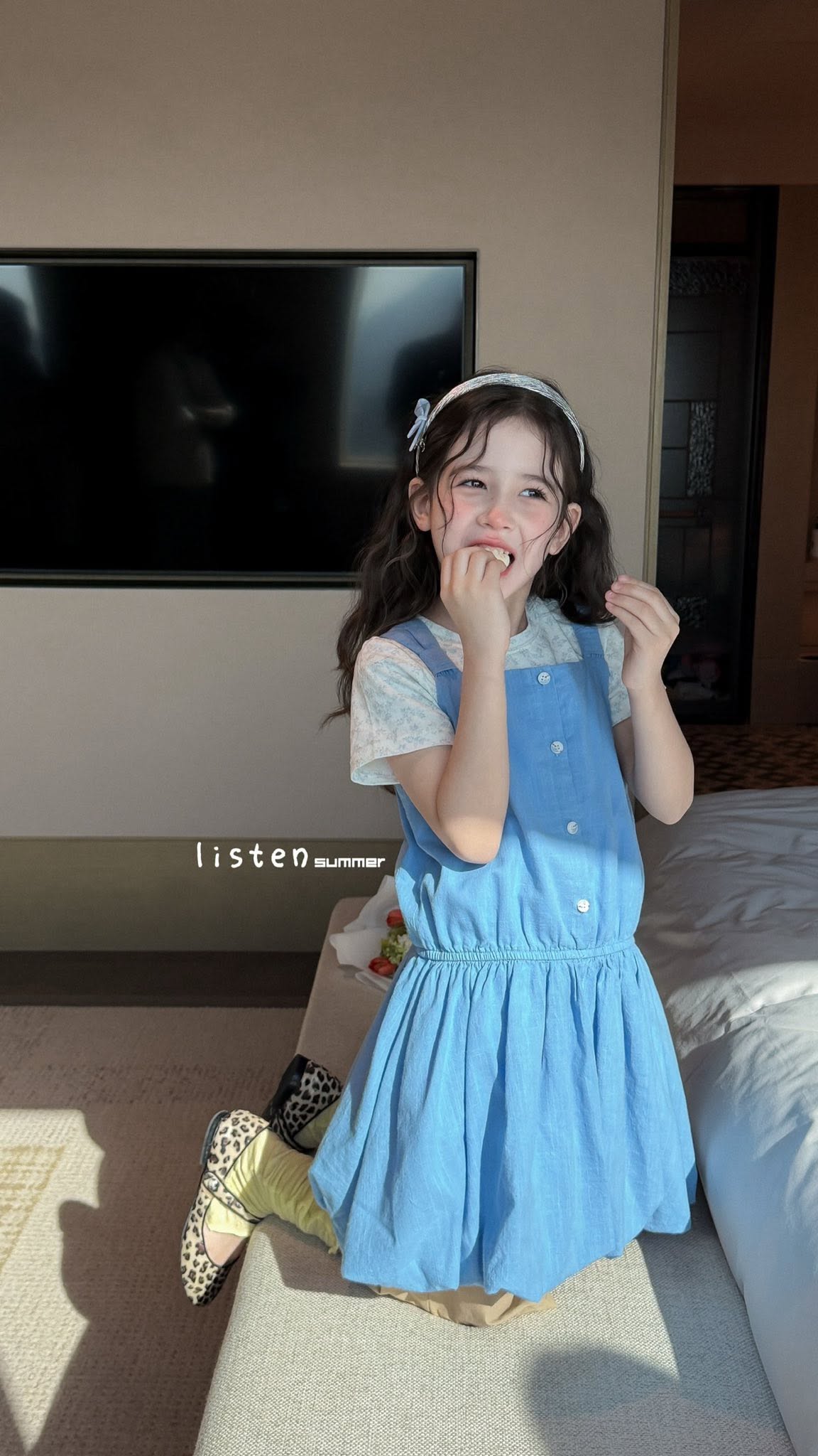 Listen - Set yếm xanh áo hoa tinh khôi 612032