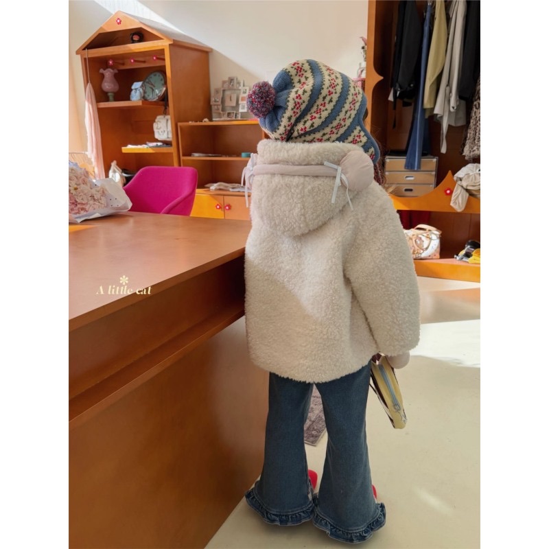 A little Cat - Quần jeans gấu loe bèo nơ hồng 2026