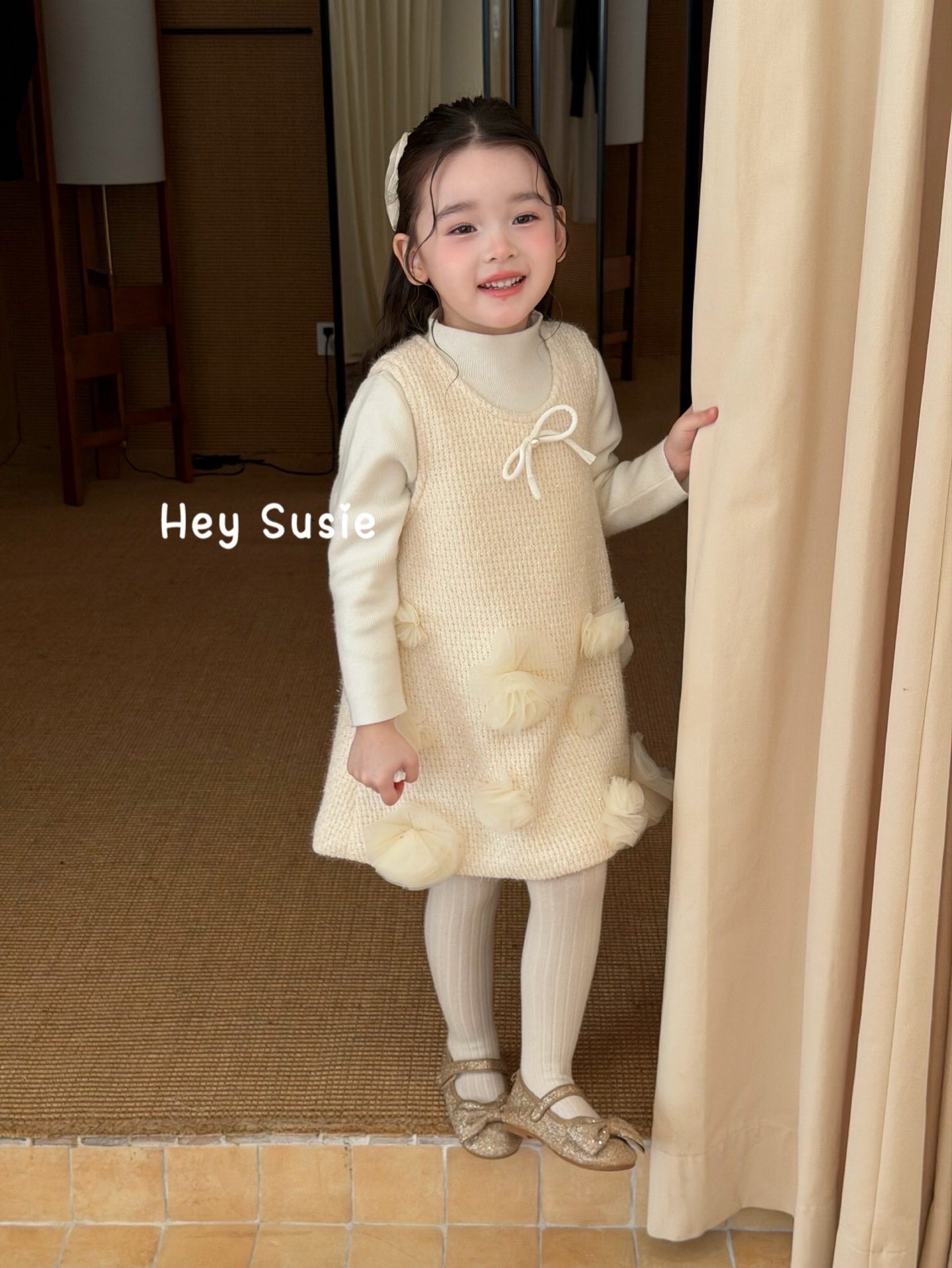 Hey Susie - Đầm vàng lấp lánh không tay 17560