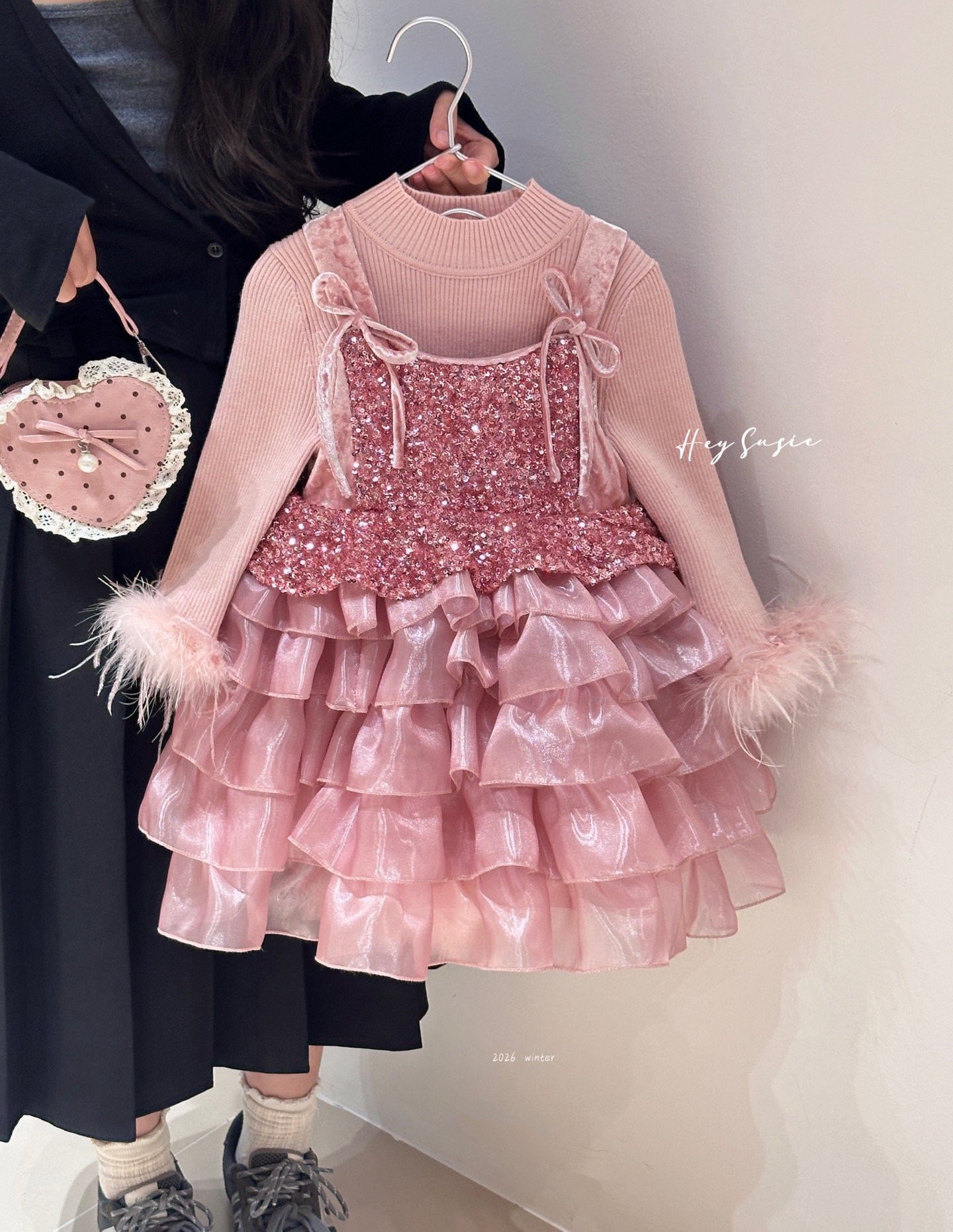 Hey Susie - Đầm hồng 5 tầng lấp lánh 17518