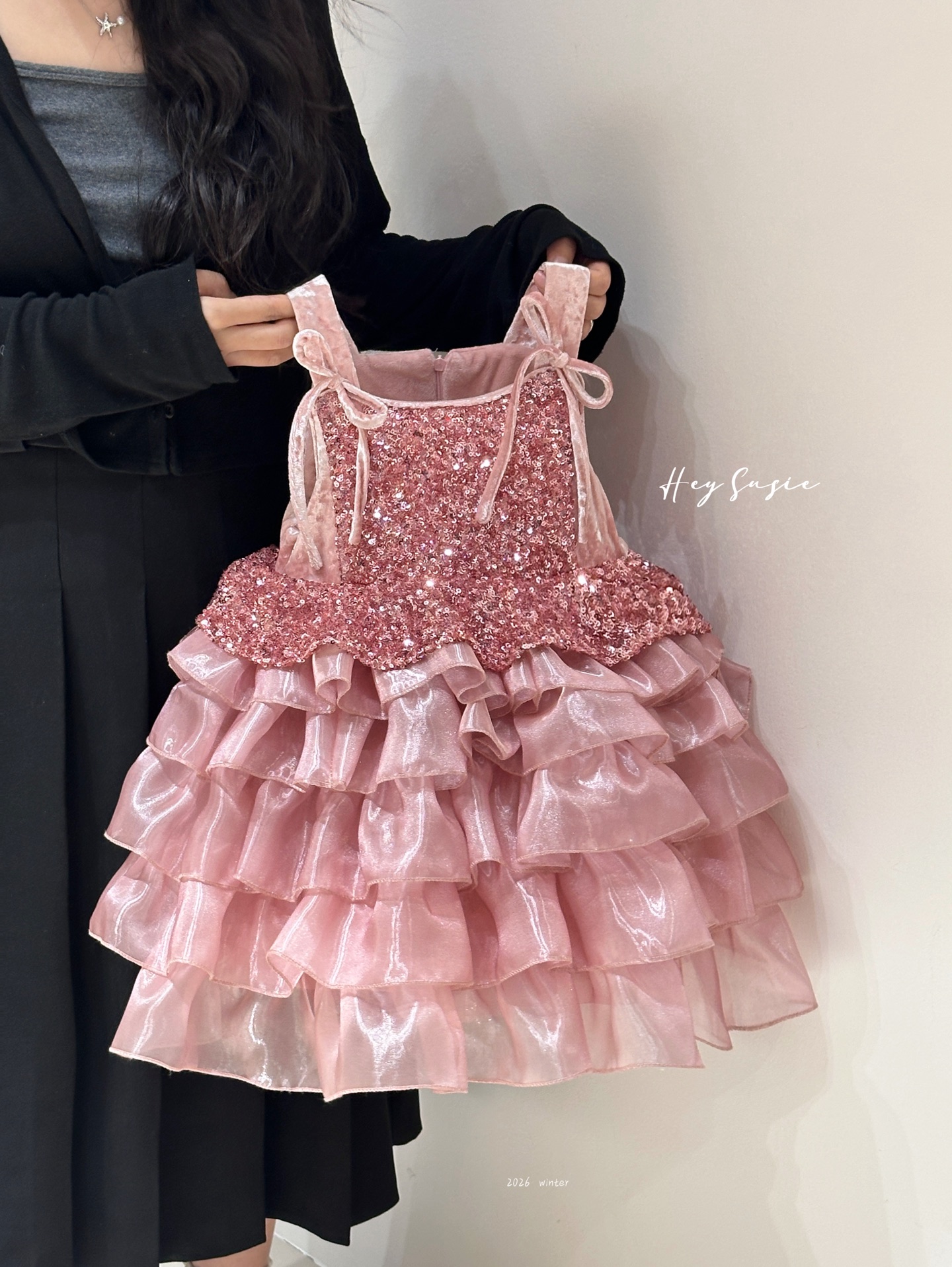 Hey Susie - Đầm hồng 5 tầng lấp lánh 17518