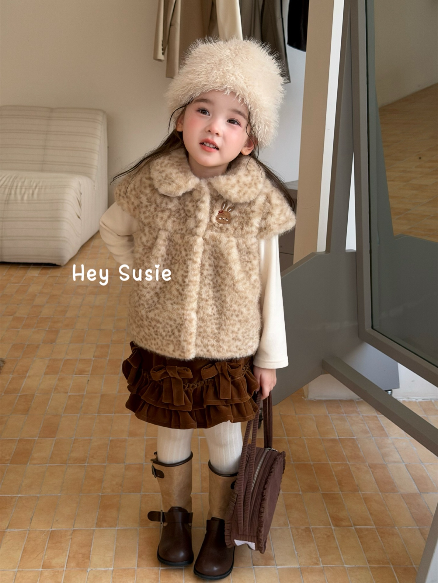 Hey Susie - Áo khoác da beo cute rabbit 17600