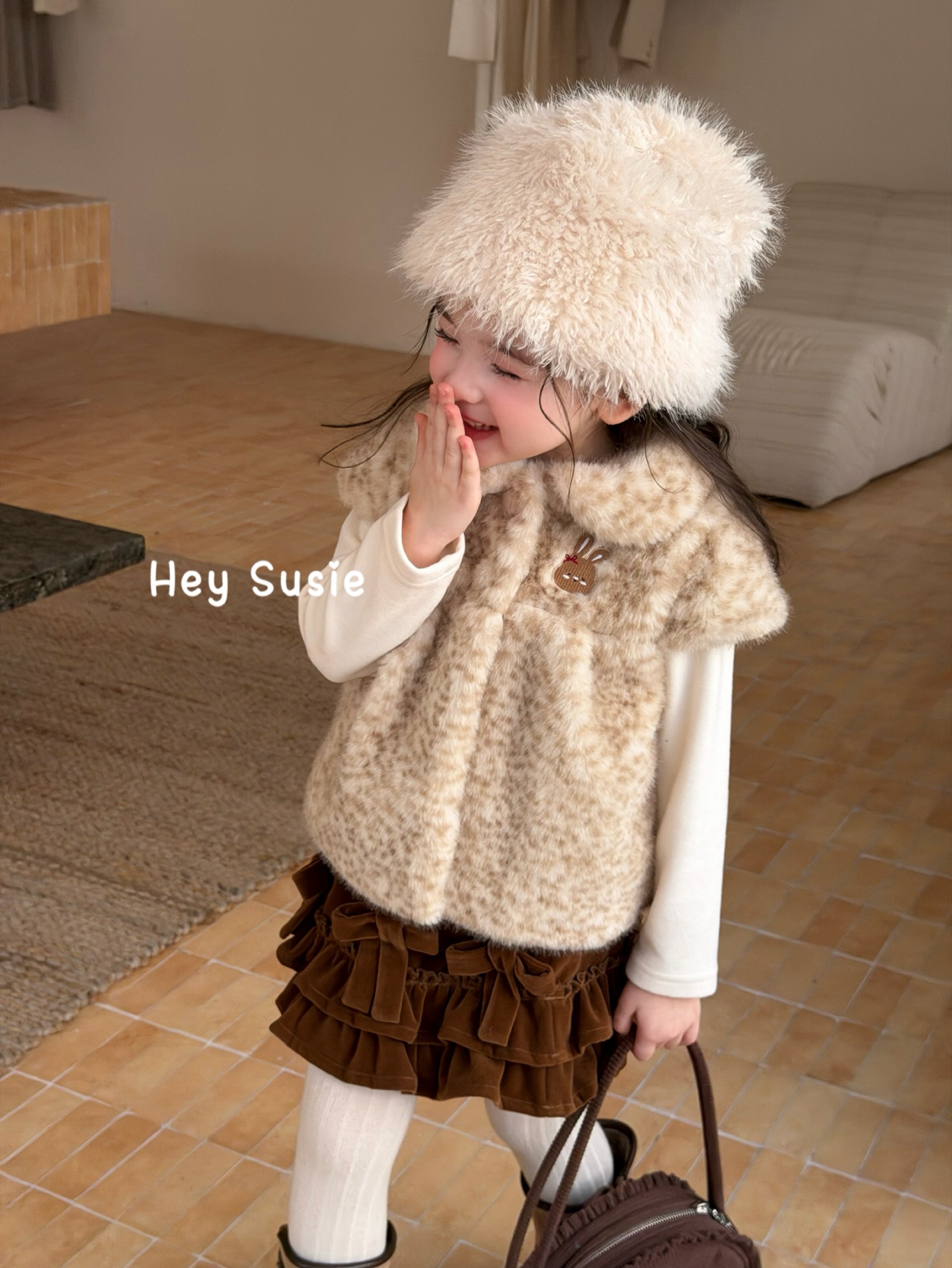 Hey Susie - Áo khoác da beo cute rabbit 17600
