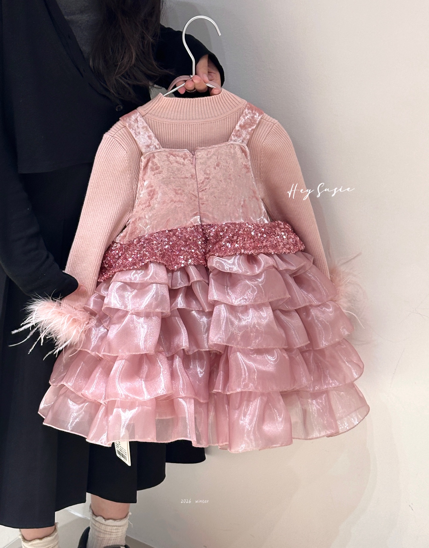 Hey Susie - Đầm hồng 5 tầng lấp lánh 17518