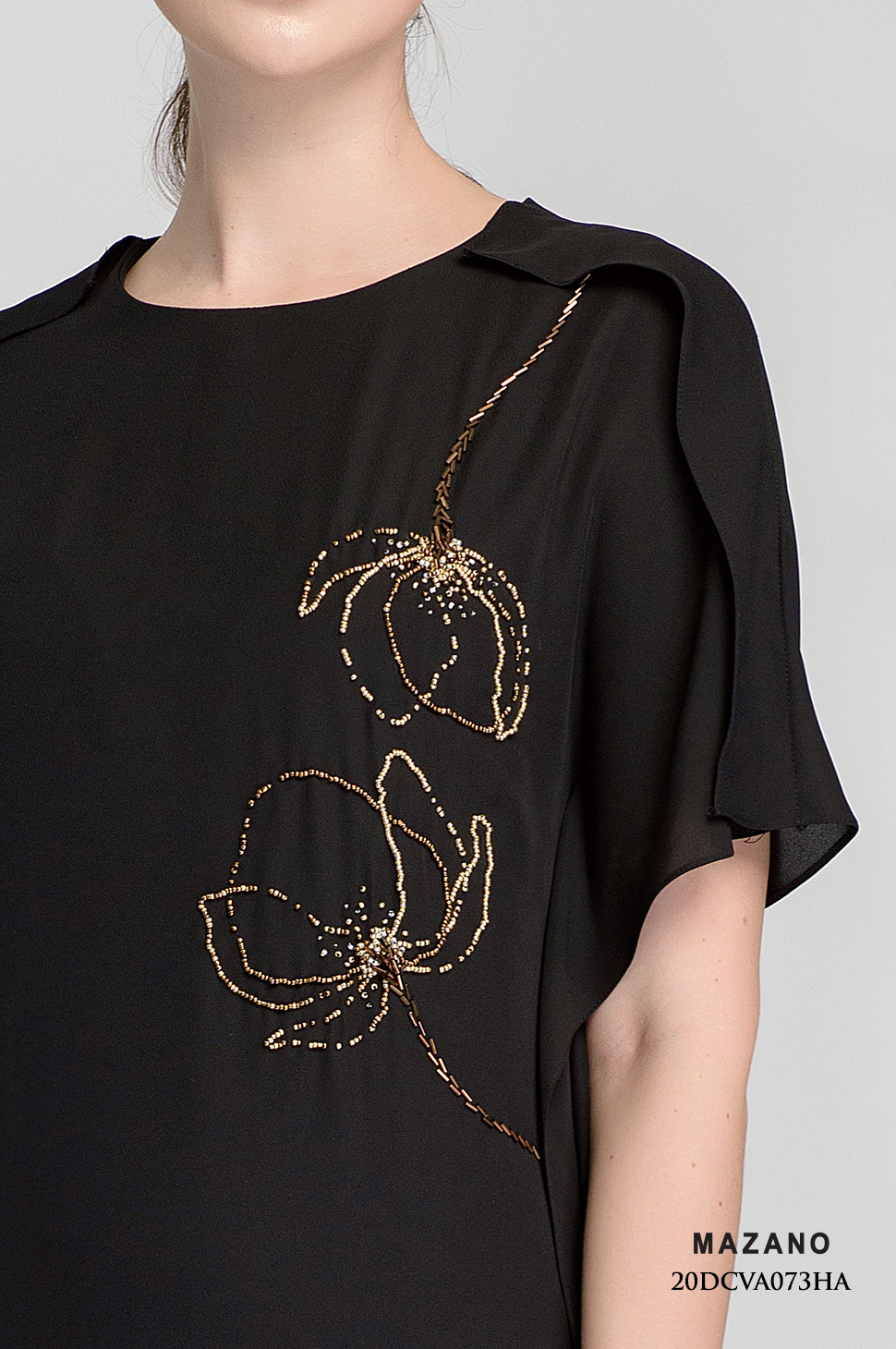 Đầm suông đen tay bèo đính cườm_thumbnail_4