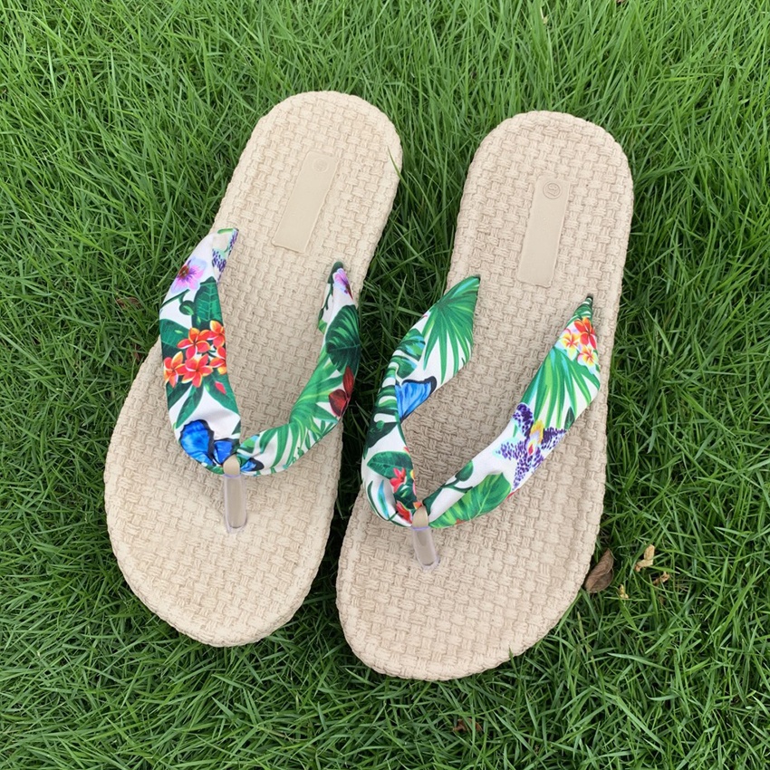 Stylish and Trendy Women Footwear Flip Flops VSH6