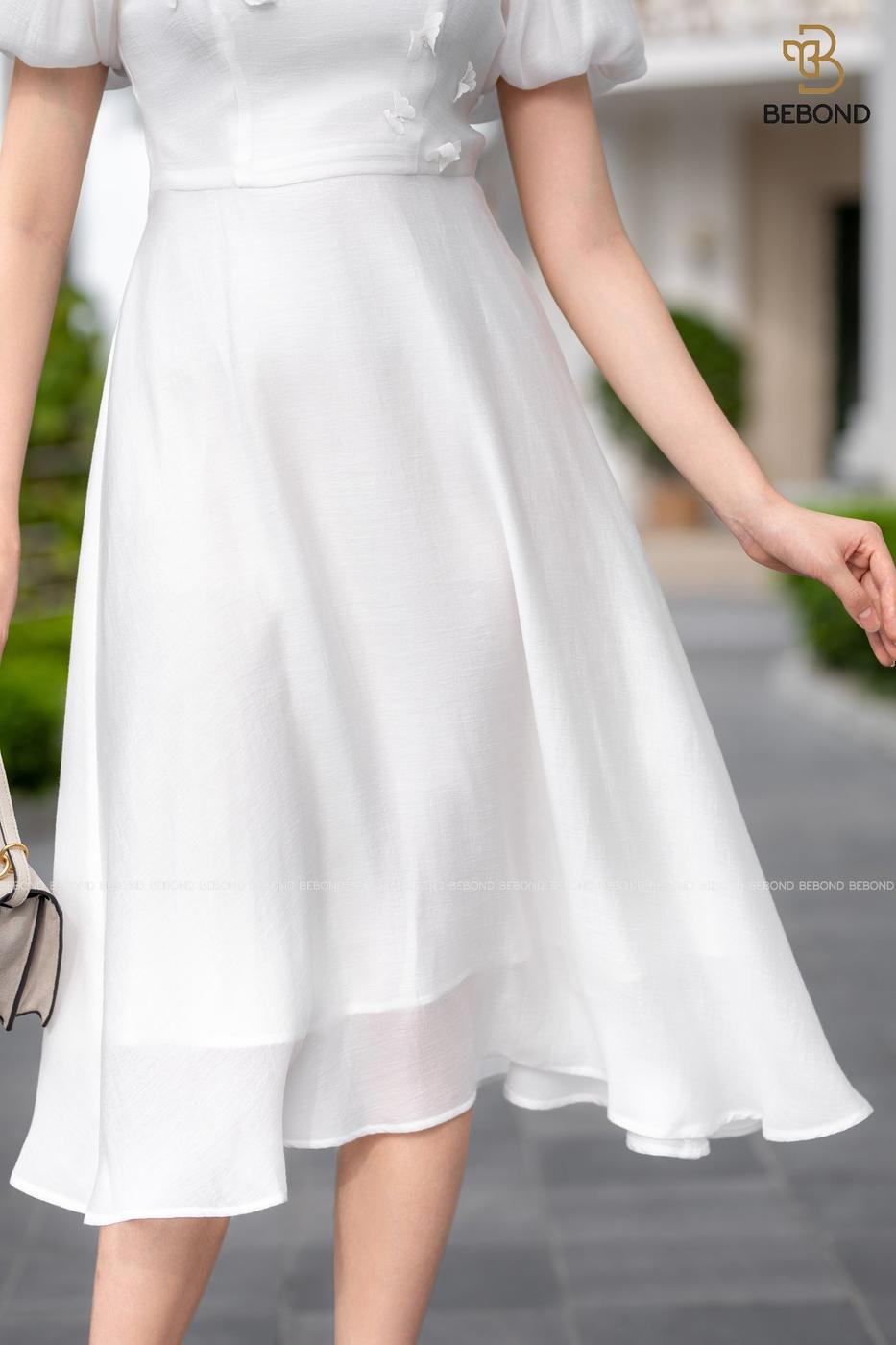 Đầm xòe  đính hoa màu trắng- RAYON