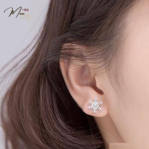 K58 - Khuyên tai tuyết pha lê