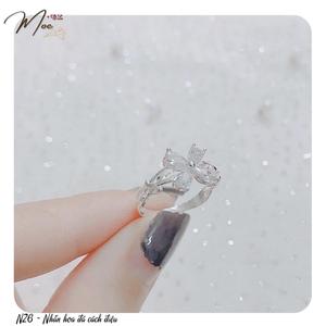 N26 - Nhẫn hoa đá cách điệu