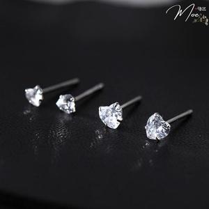 K92 - Khuyên nụ tim đá