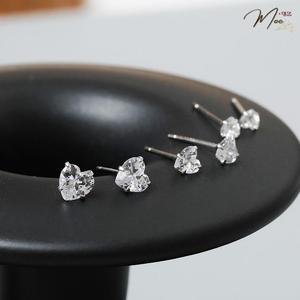 K92 - Khuyên nụ tim đá