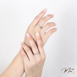 ĐN54 - Nhẫn đôi vương miện chữ V basic freesize