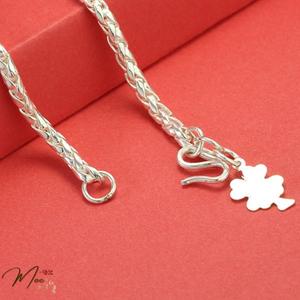 B29 - Lắc tay ô tô khắc tên cho bé