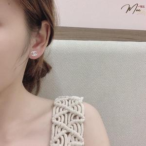 K51 - Khuyên Chanel