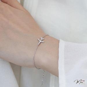 LT8 - Lắc tay máy bay