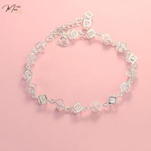 LT66 - Lắc tay lập phương