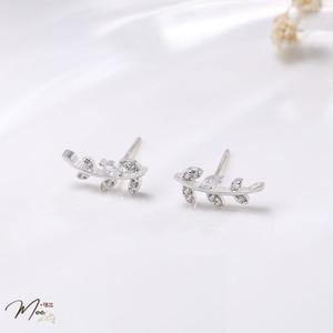 K1 - Khuyên tai lá non