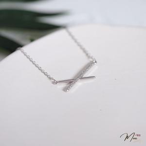 D32 - Dây chuyền chữ X cá tính