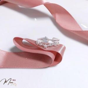 N31 - Nhẫn ngôi sao nữ hoàng