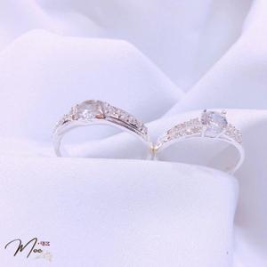 ĐN29 - Nhẫn đôi đá chủ viền đá hạnh phúc