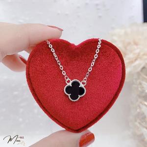 D33 - Dây chuyền Cỏ 4 lá đen