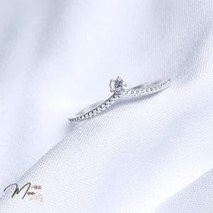 N19 - Nhẫn v đá chủ nhỏ