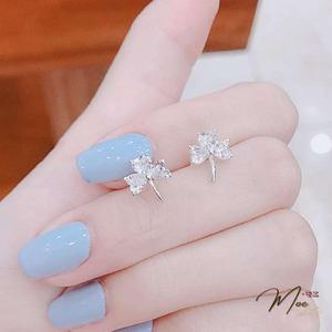 K145 - Khuyên tai cỏ 3 lá