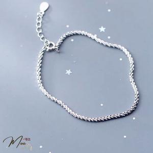 LC35 - Lắc chân dây xù basic