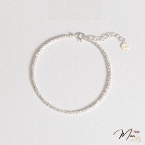 LT63 - Lắc tay dây xù basic