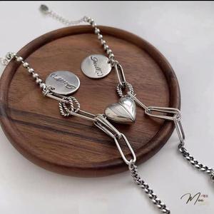 ĐT22- Lắc tay đôi tim nam châm smile