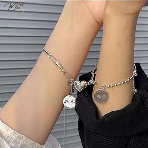 ĐT22- Lắc tay đôi tim nam châm smile