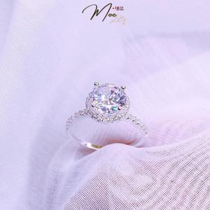 N36 - Nhẫn đá chủ tròn cầu hôn