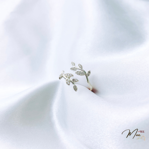 N110 - Nhẫn hở lá non