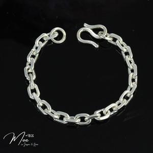 MT2 - Lắc tay nam họng xích vuông bản nhỏ (7c)