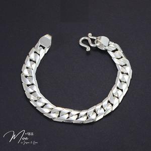 MT5 - Lắc tay nam họng xích lưỡi cưa trơn cá tính (6,5c)