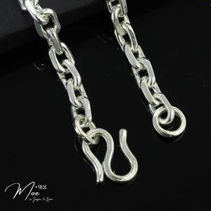 MT2 - Lắc tay nam họng xích vuông bản nhỏ (7c)