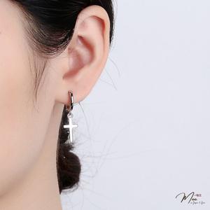 K219 - Khuyên tai bấm thánh giá đơn