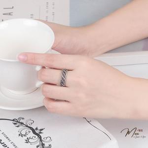 N126 - Nhẫn vặn thừng kép xoắn sơn đen freesize