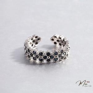 N130 - Nhẫn cỏ 4 lá sơn đen liền cá tính