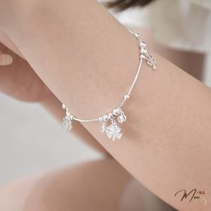 LT28 - Lắc tay Cỏ 4 lá charm