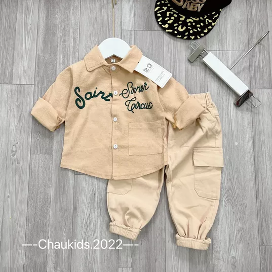 Product image - 202- BỘ SƠ MI DÀI CHỮ TRƯỚC NGỰC