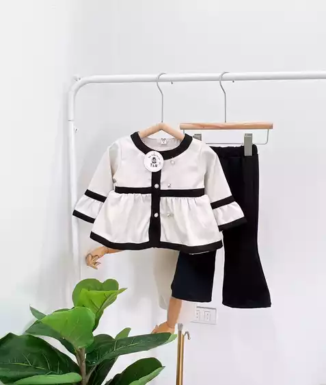 Product image - 617- BỘ BÉ GÁI CỔ TRÒN QUẦN LOE