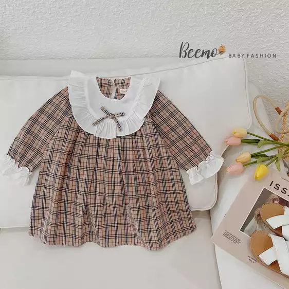 Product image - 618- VÁY KẺ DÀI TAY PHỐI CỔ BÈO TRẮNG